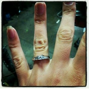 BEAUTIFUL 1ct " water under the bridge "
